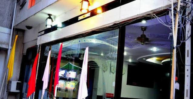 Hotel Peace Point - 1 Min Walking Distance From Station New Delhi Exteriör bild